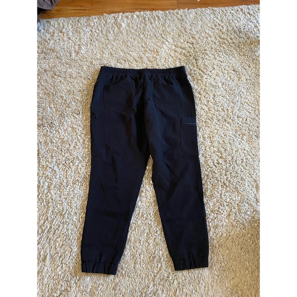 Luuna Scrubs Astra Jogger Scrubs - Picture 2 of 4